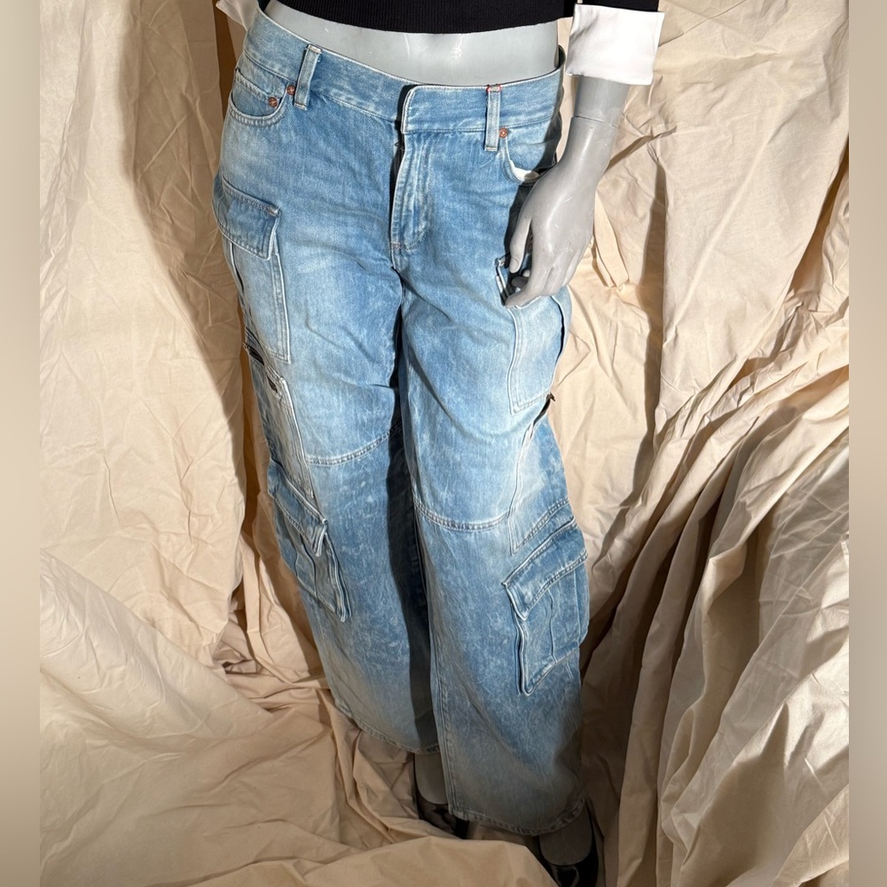 Alice + Olivia Light Blue Relaxed Jeans